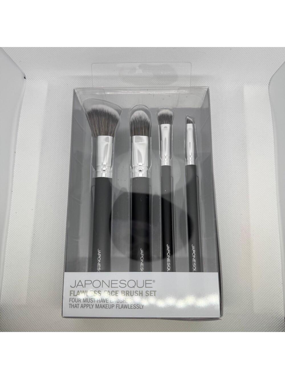 Japonesque flawless face brush set